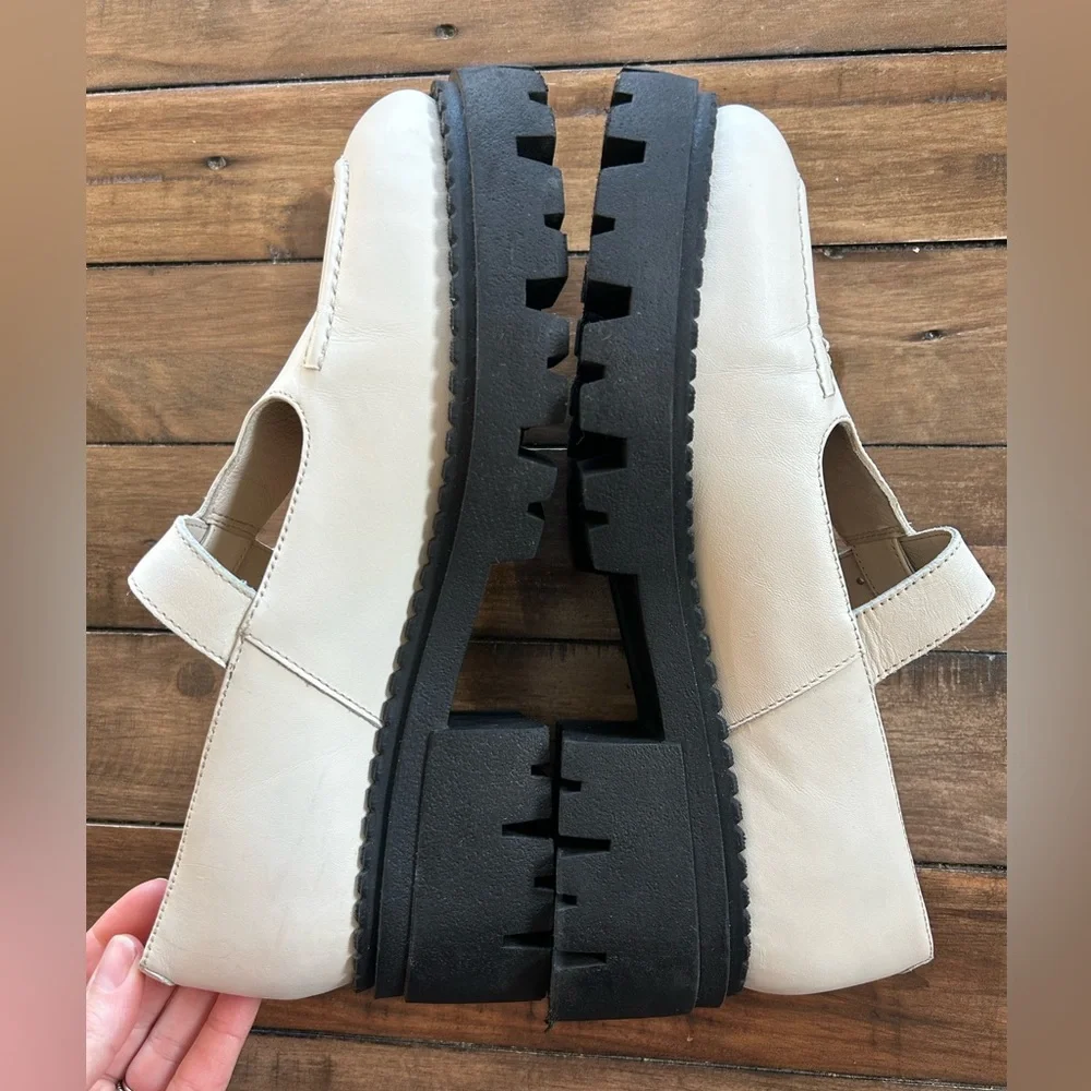 Cream Chunky Mary Jane Heels with Buckle